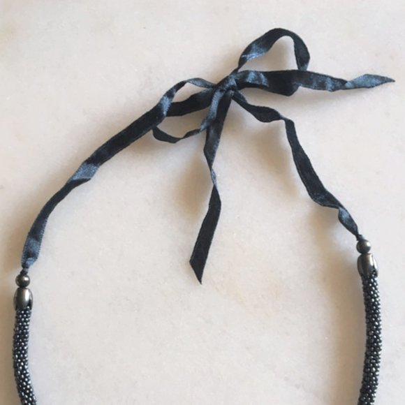 New! Club Monaco navy beaded necklace, ribbon tie / bow detail - Picture 4 of 4